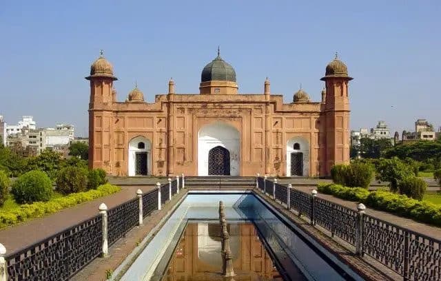 Mysteries of Lalbagh Fort - An Incomplete Architecture of Mughal Magnificence in Bangla